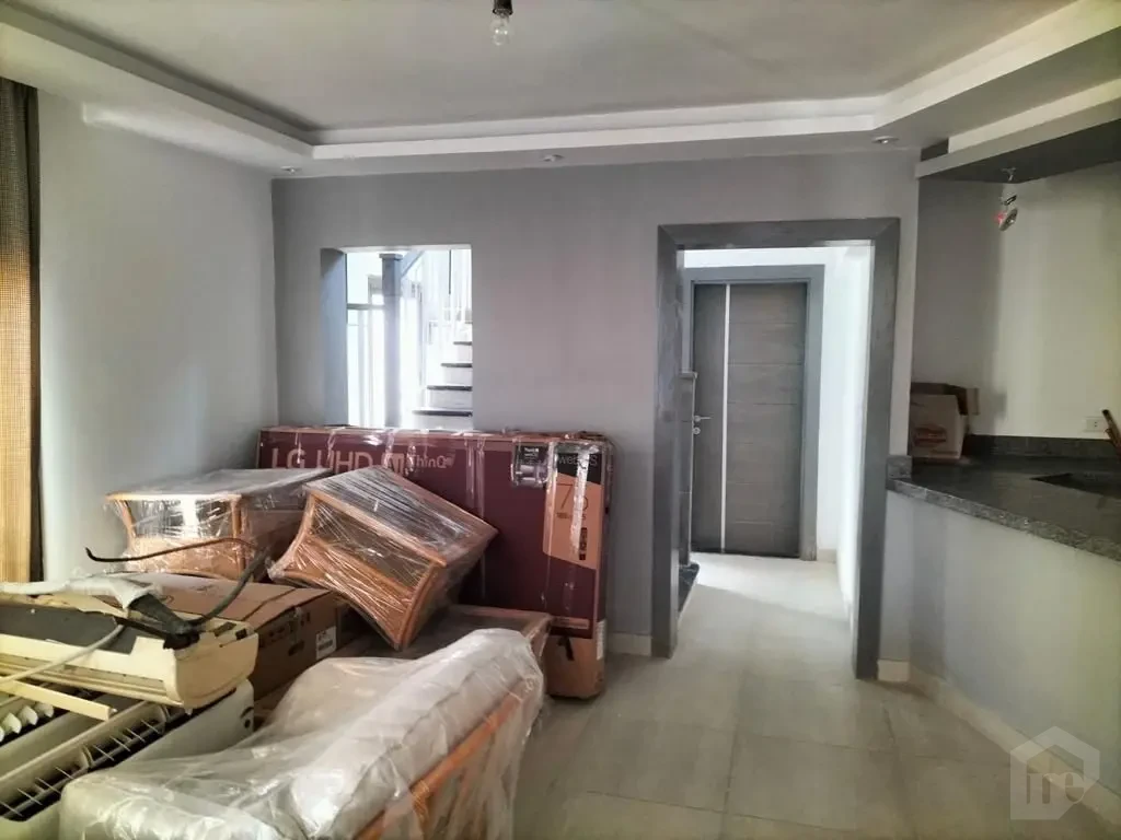 • دوبلكس واسع بتشطيب راقي – درة القاهرة