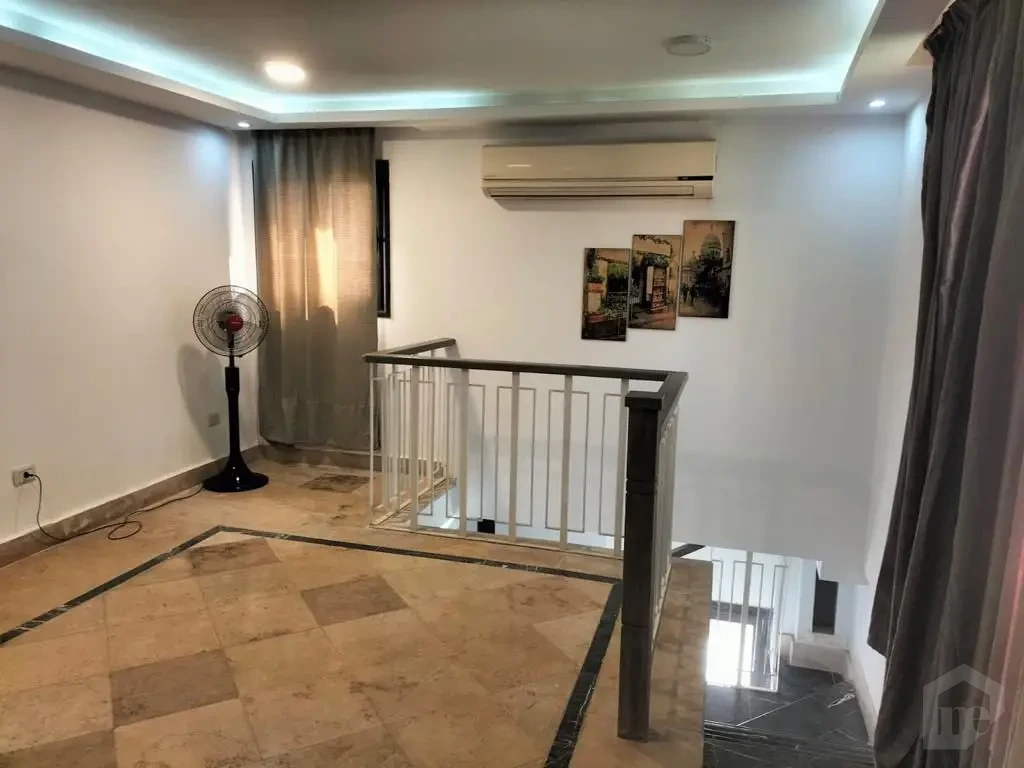 • دوبلكس واسع بتشطيب راقي – درة القاهرة