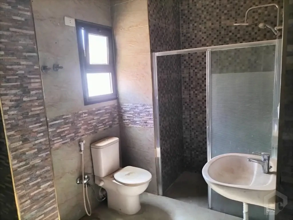 • دوبلكس واسع بتشطيب راقي – درة القاهرة