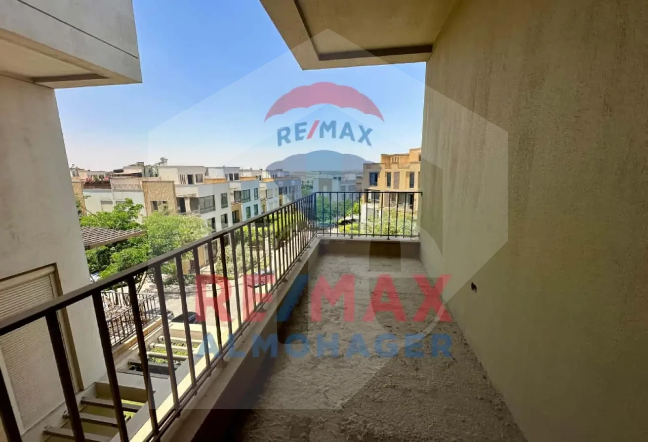 Corner Duplex with Penthouse | Semi Finished | Nice Views