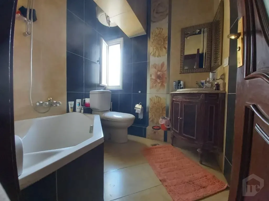 شقة حصرية 300 متر في المنيل | كورنر | إطلالة خلابة على النهر