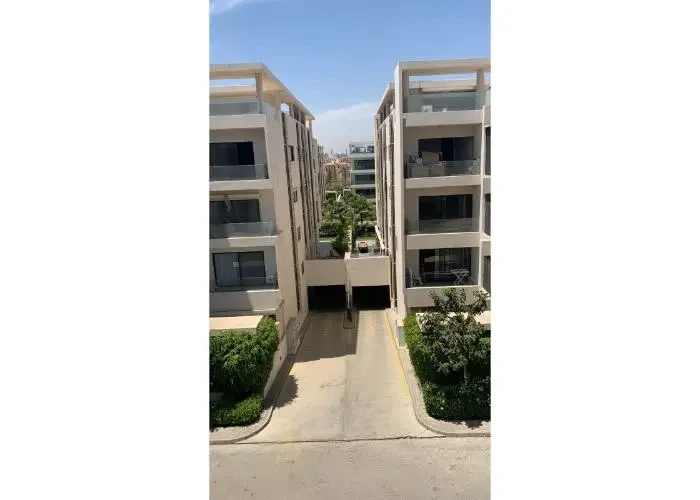 شقه للبيع