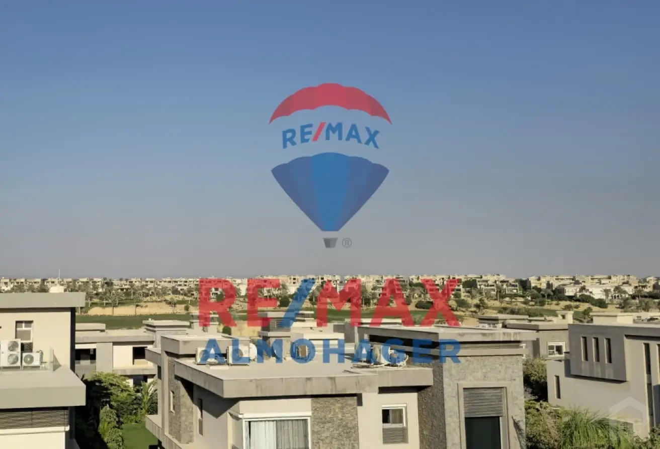 سكن فاخر: بارك فيلا بإطلالة مباشرة على الليك وصف ثاني جولف