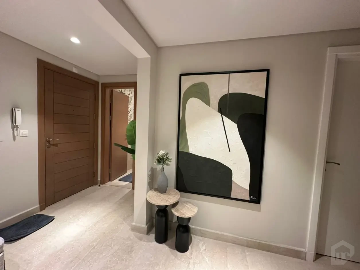 شقة مفروشة للإيجار ميفيدا