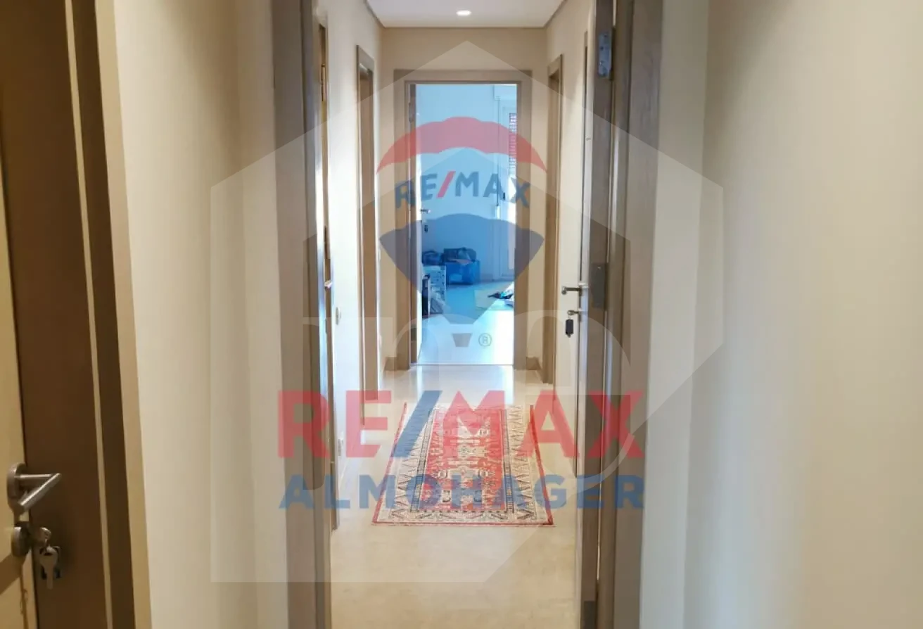 بنتهاوس للإيجار في أمبرفيل الجيزة الجديدة - استمتع بإطلالة الجولف الخضراء