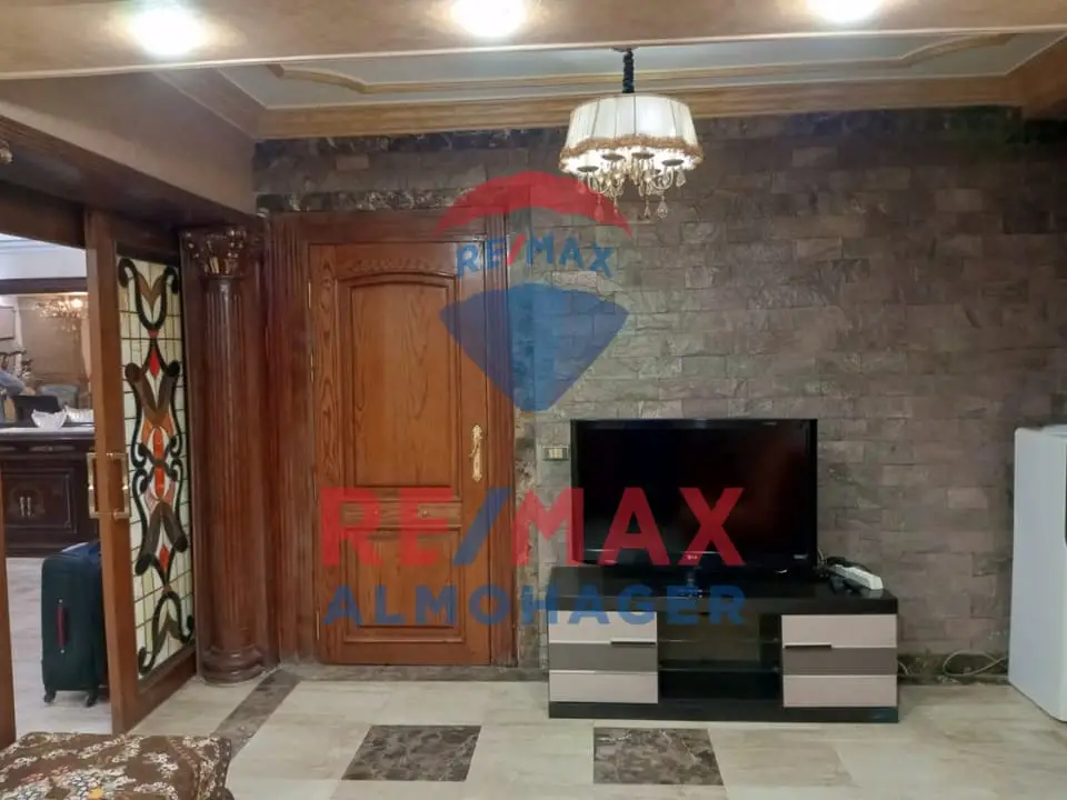 Fully Furnished Apartment with Garden for Rent – Algeria Residence