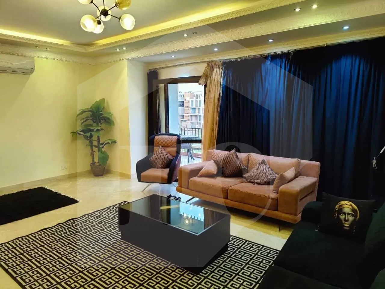 شقة راقية للإيجار في سوديك ويست – كورت يارد
