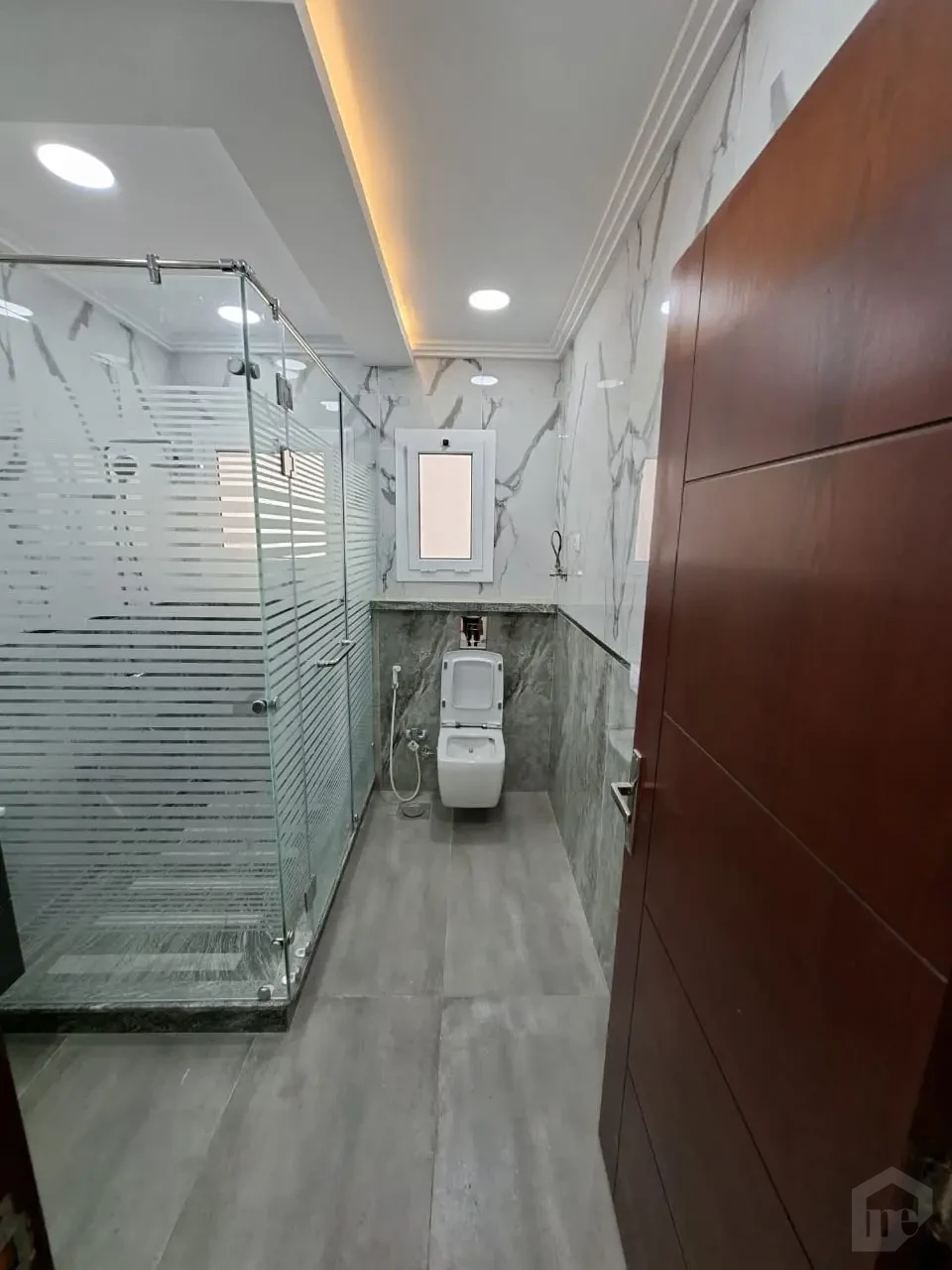 شقه للأيجار في هايد بارك