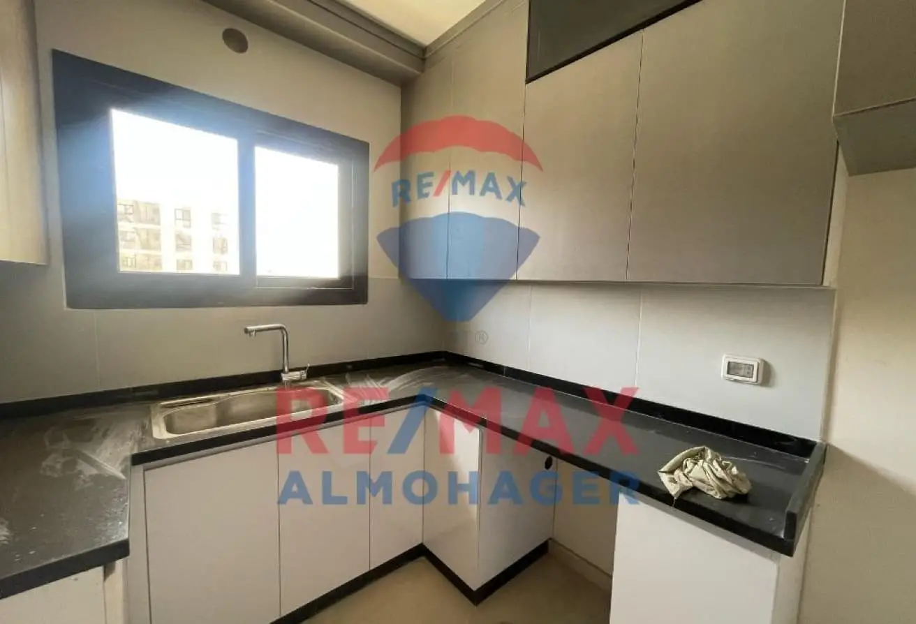 Stylish Apartment for Rent in Tulwa, O West – Overlooking Open Spaces