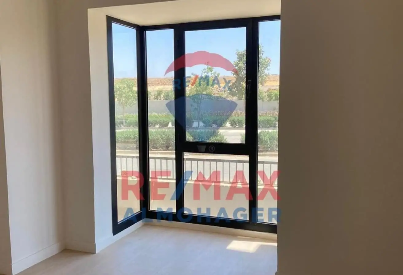 Move-In Ready | Scenic Apartment for Rent in O West, 6 October