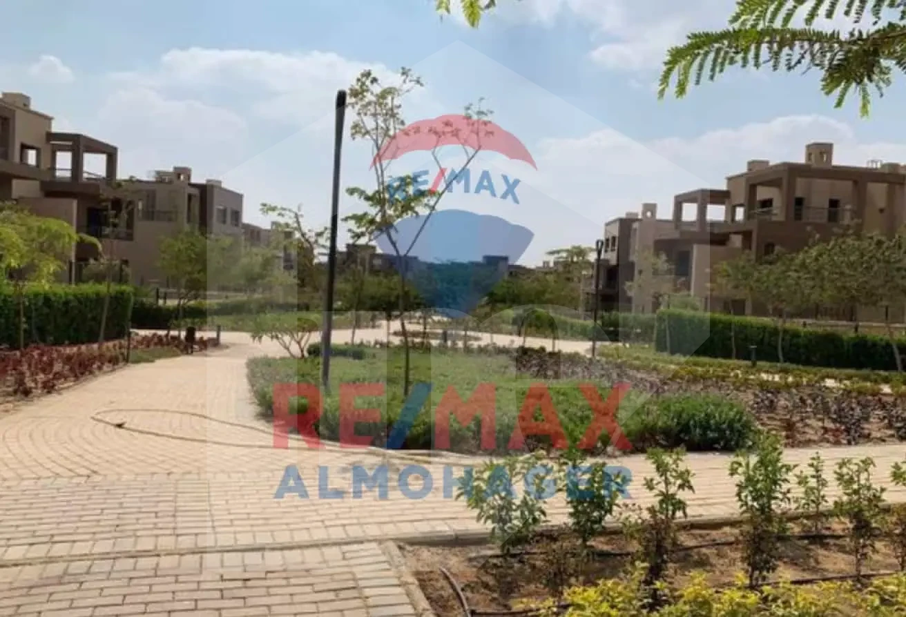 استوديو رائع للإيجار - ويست ريدج نيو جيزة بإطلالة مدهشة على الأهرامات