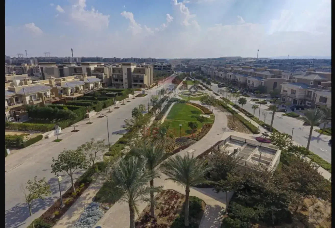 عيادة للإيجار بموقع استراتيجي في نيو جيزة