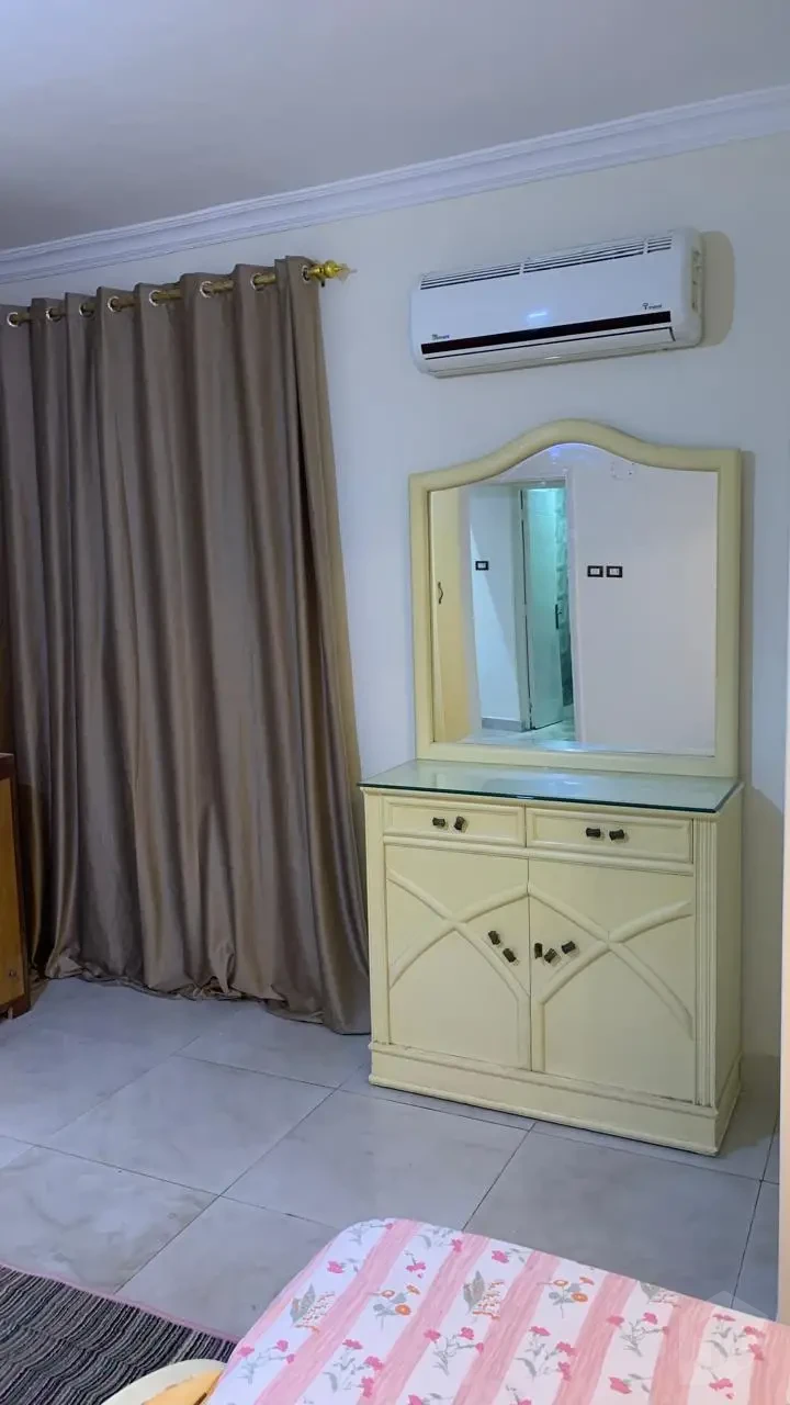 fully furnished Apartment