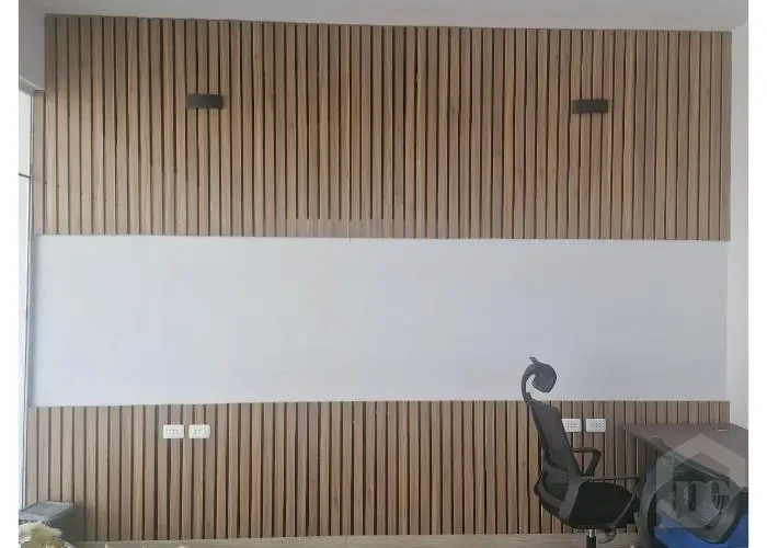 للايجار مكتب 55م مفروش علي شارع ال90 الجنوبي