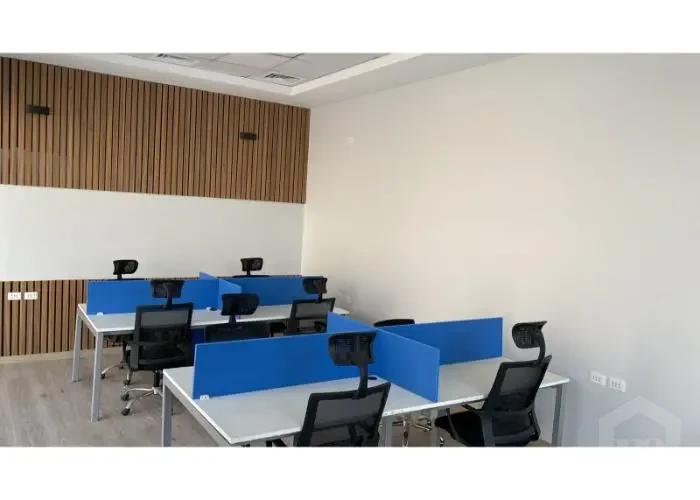 مكتب للايجار في مول اداري في التجمع الخامس