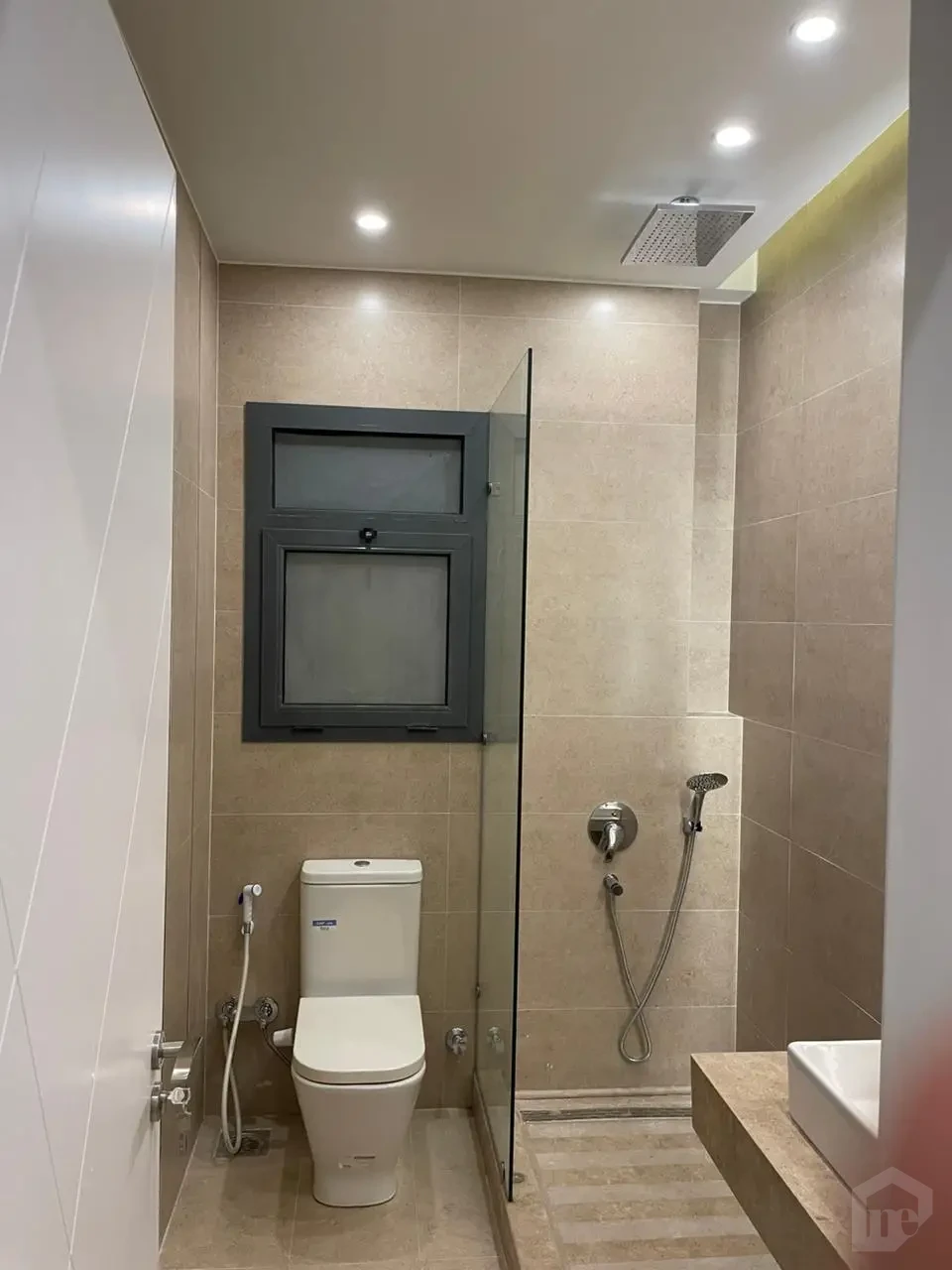 Apartment for rent in east town