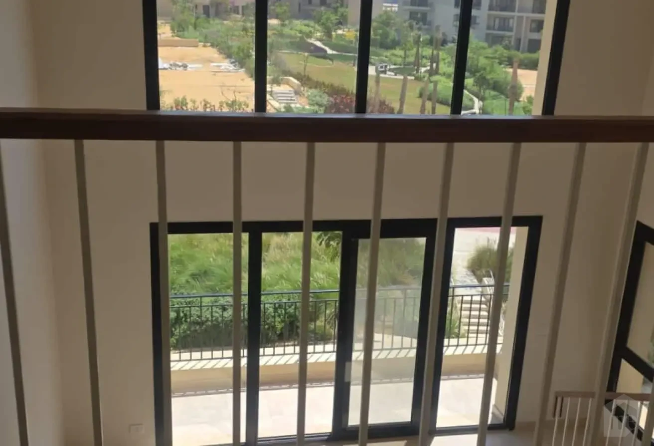 لوفت تشطيب كامل للإيجار | تولوا ريزيدنس – أو ويست