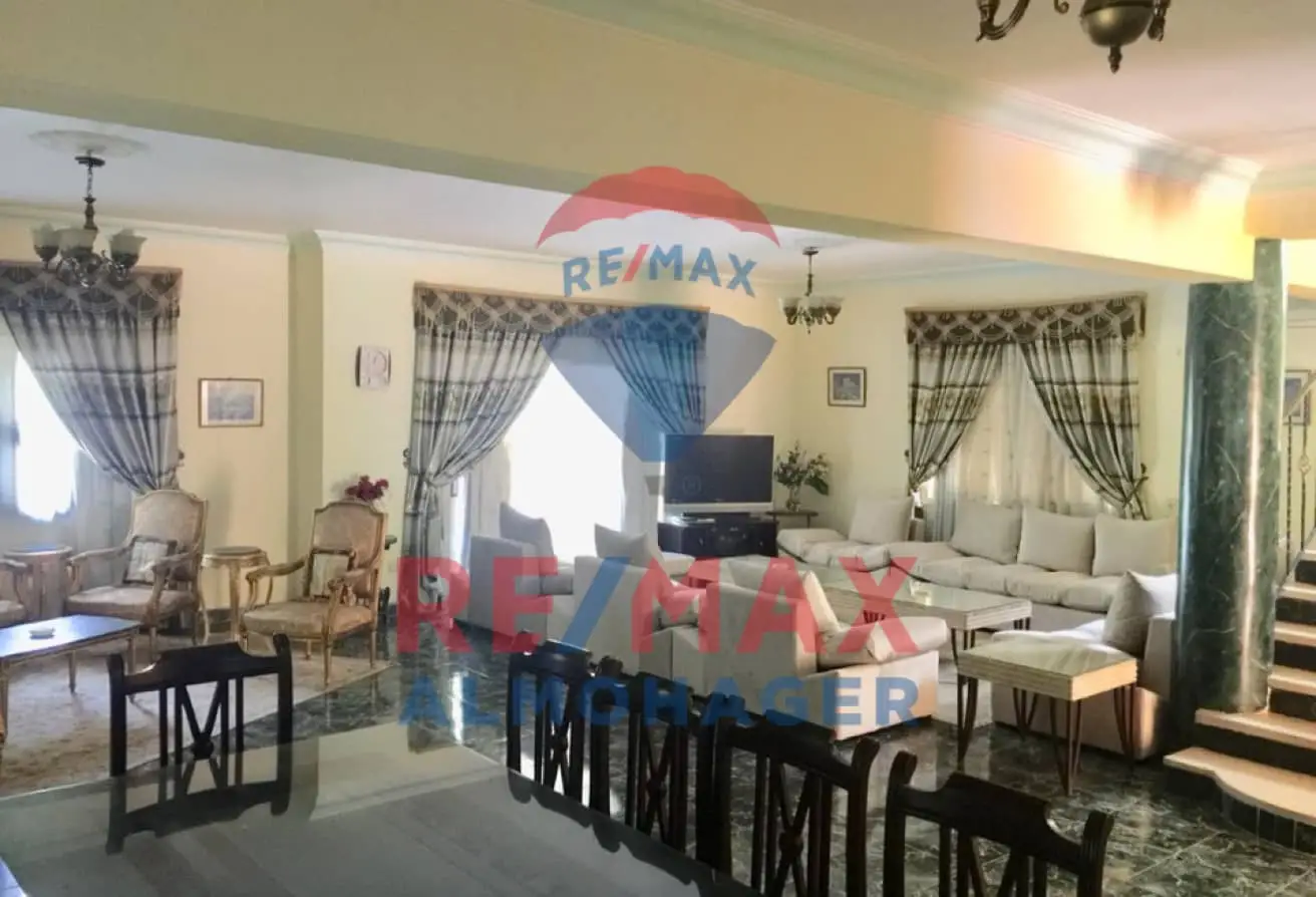 For Rent ,Luxury Villa in Darah Gardens Compound - 6 October City  ,Fully Furnished Near to Shooting Club and Mall of Arabia, Privet Pool Overlooking Green Park