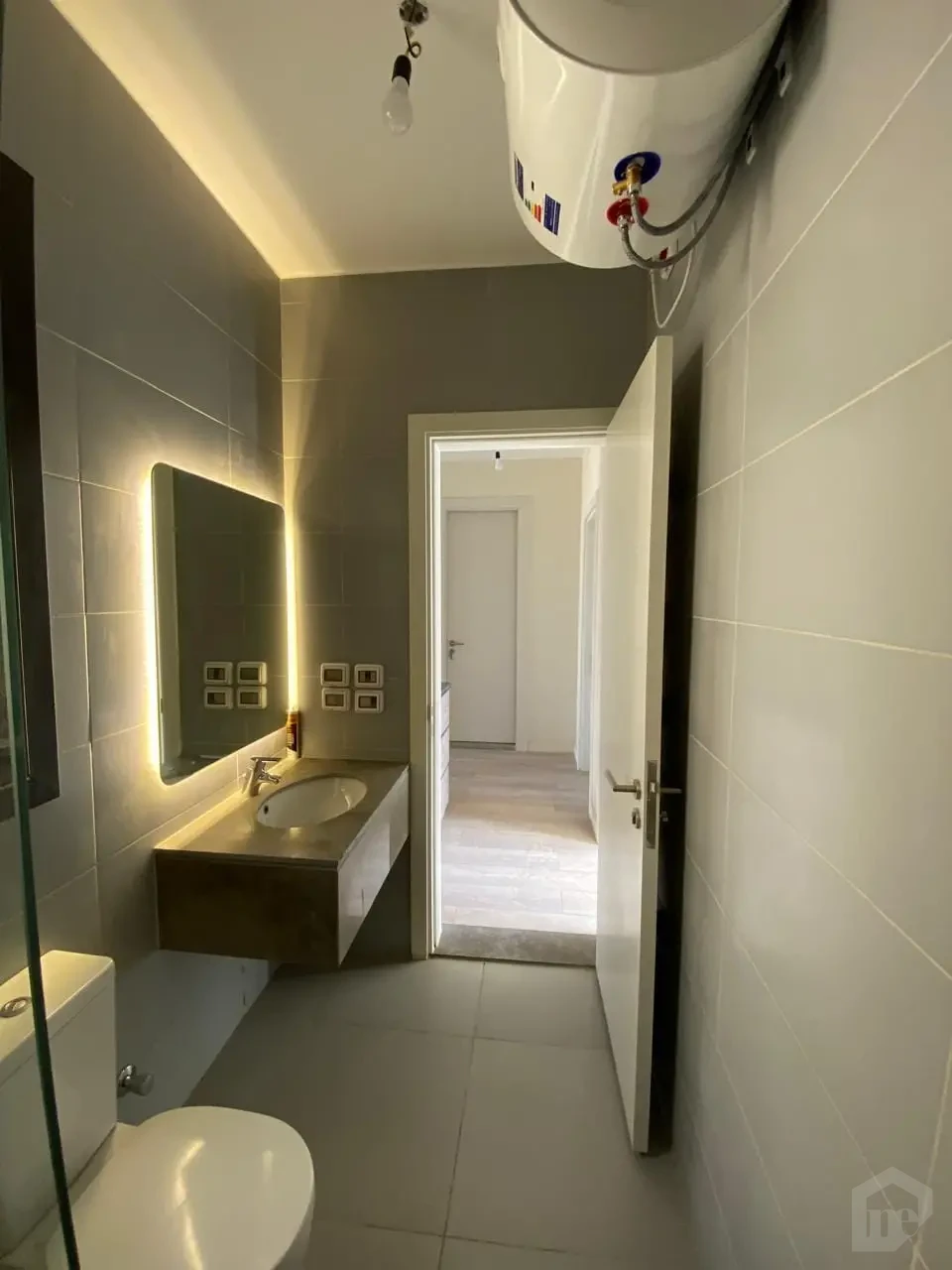 For Rent – Middle Townhouse | O WestYou said: تاون هاوس ميدل للايجار داخل كمبوند ساكن وعايش ومتكامل الخدمات