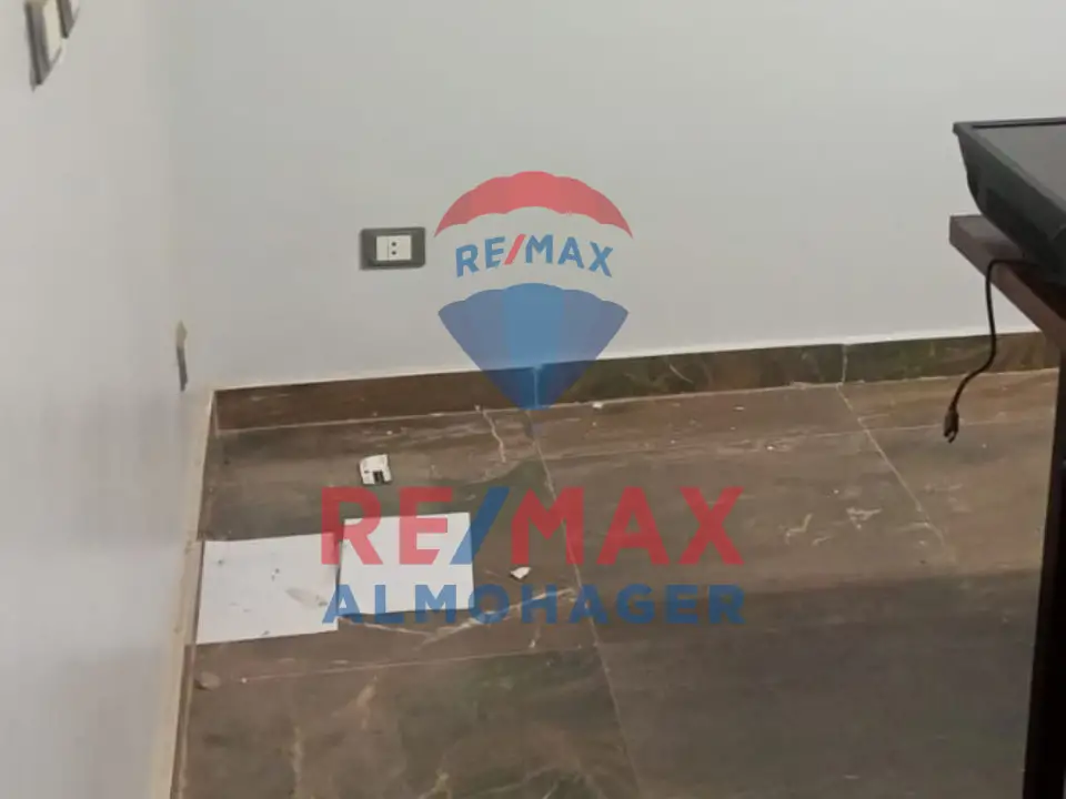 For Rent | Office in Rana Mall, 6 October – Ideal for Small Businesses