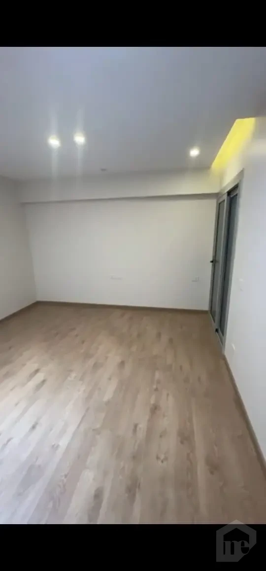 للأيجار في بالم هيلز