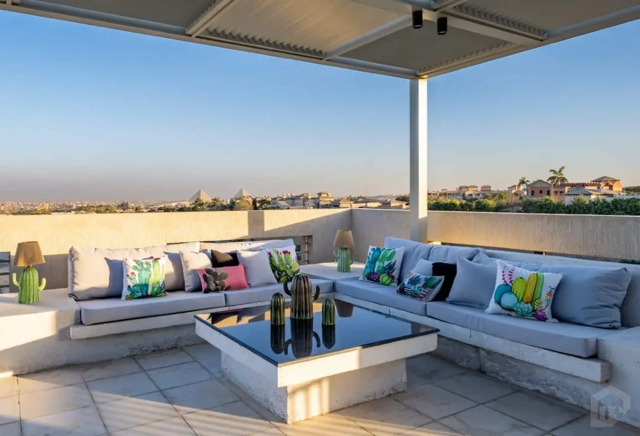 Exclusive Penthouse Residence in City View Community