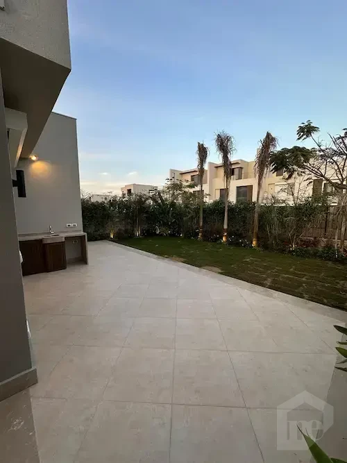 Penthouse Triplex for Rent in Eastown – New Cairo