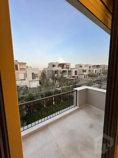 Penthouse Triplex for Rent in Eastown – New Cairo