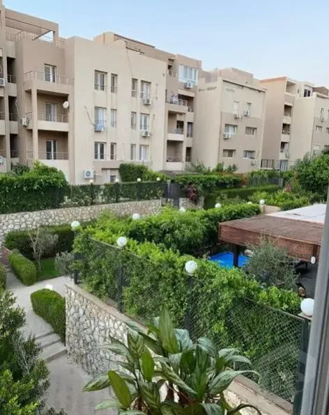 للإيجار-شقة-في-كارما-ريزيدنس-الشيخ-زايد-–-مساحة-137-متر-L9159