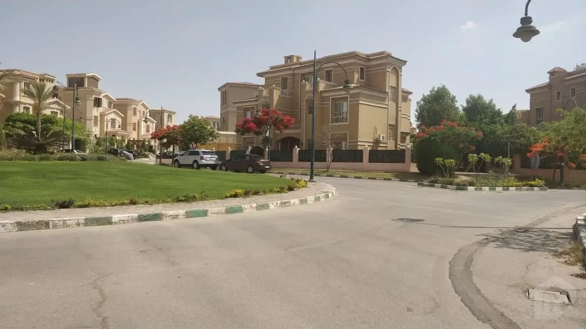 فيلا ستاند ألون للإيجار في جراند ريزيدنس – التجمع الخامس
