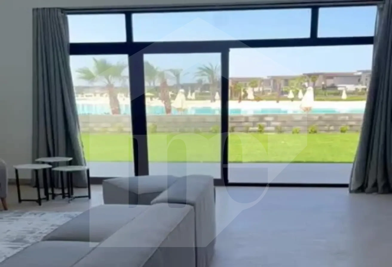 Standalone Villa in Swan Lake - North Coast Rental, Direct Lagoon Access