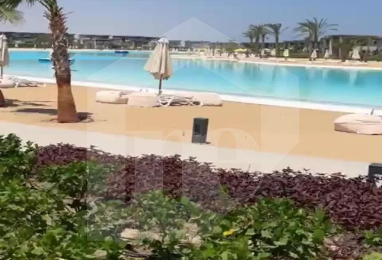 Beautiful Modern Villa for Rent - North Coast Swan Lake, Lagoon Views