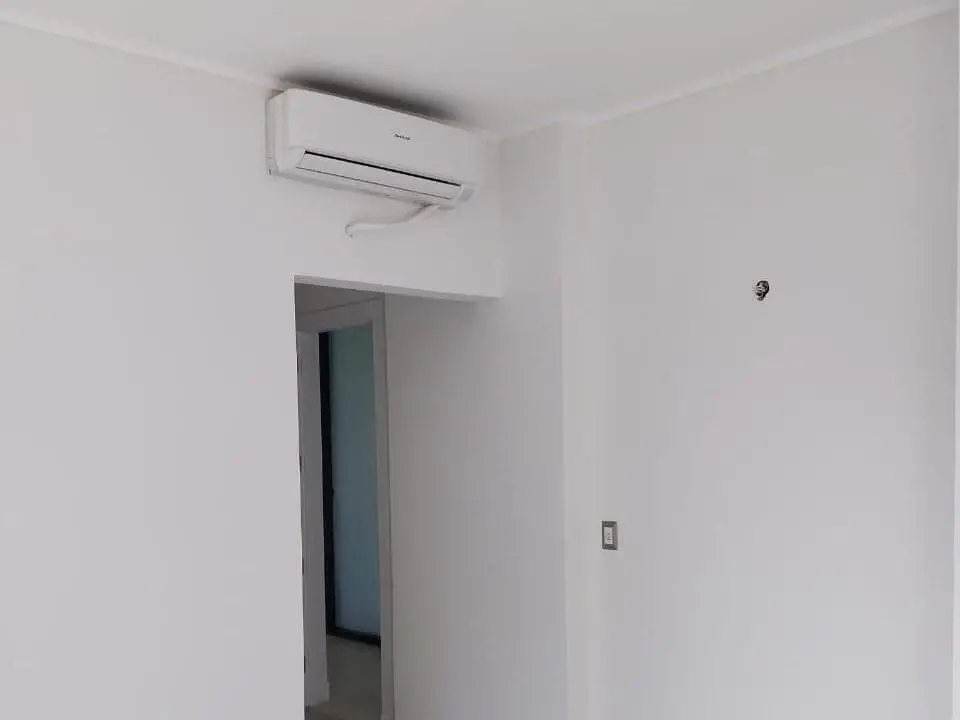 شقة متشطبة للإيجار في كومباوند فيلدج جيت