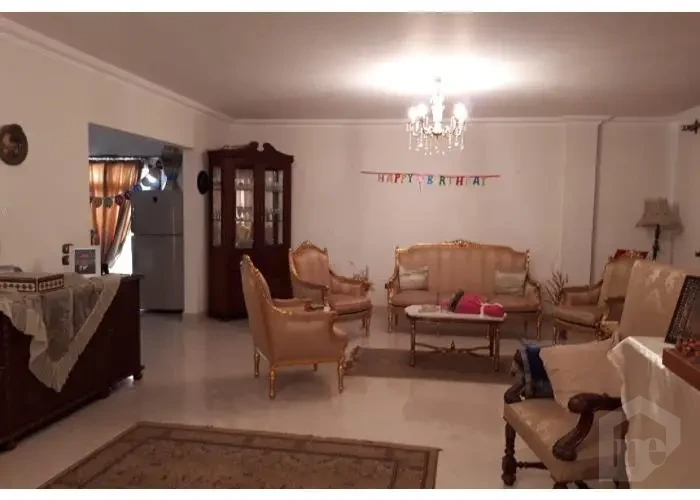 للبيع شقه 3نوم  كمبوند سيزينيا الجامعه الامريكية