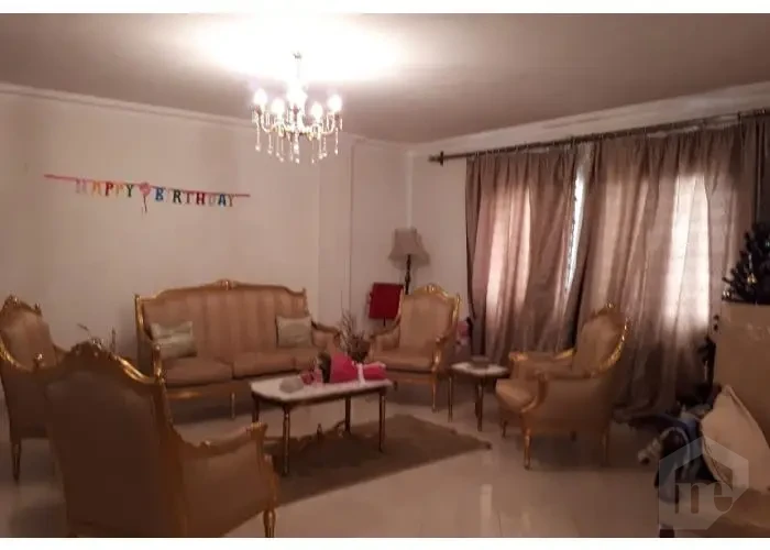 للبيع شقه 3نوم  كمبوند سيزينيا الجامعه الامريكية