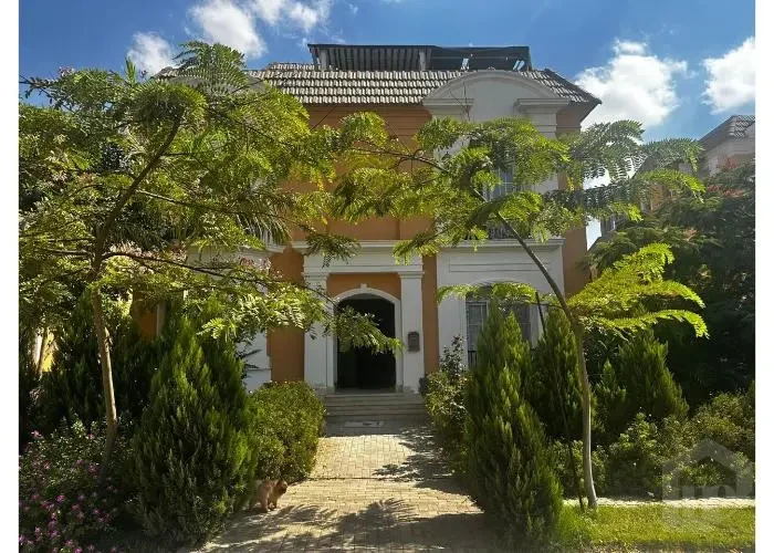 For sale 4bed finished villa in Layan Compound