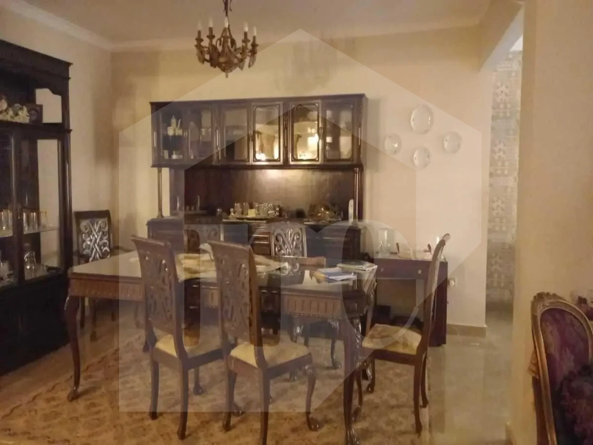 حديقة واسعة ومساحة مميزة – في بيفرلي هيلز