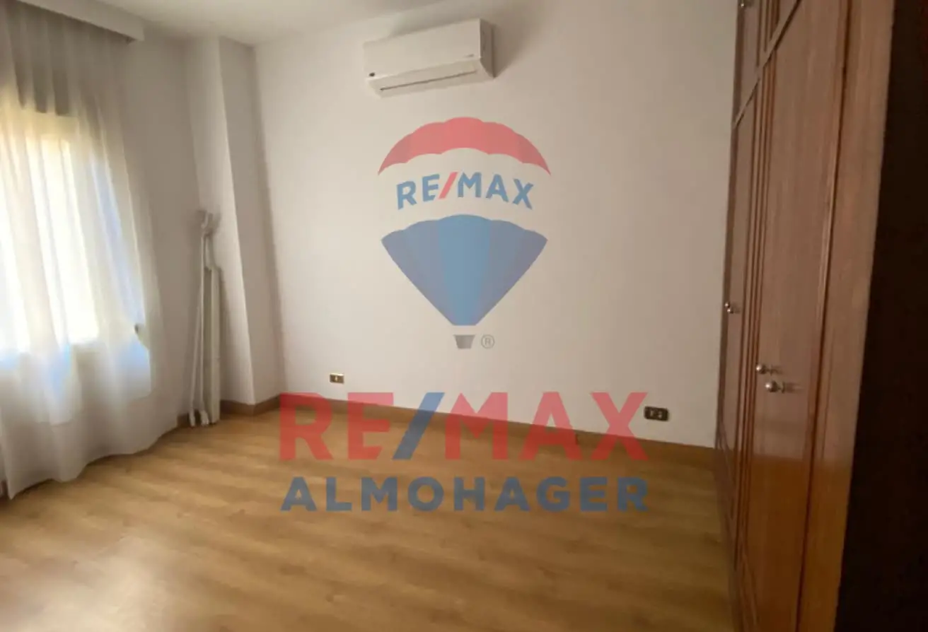 Apartment with Open View & Prime Location – For Sale in City View