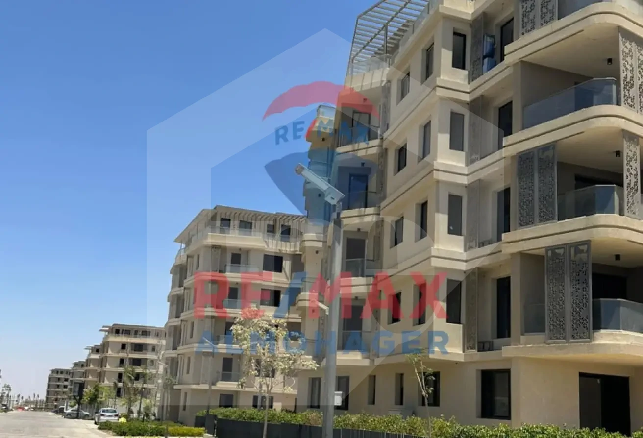شقة مميزة للبيع في باديه بالم هيلز - تشطيب كامل، إطلالة مفتوحة، خزائن مطبخ وغرفة ملابس