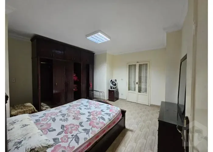 للبيع في مدينه نصر