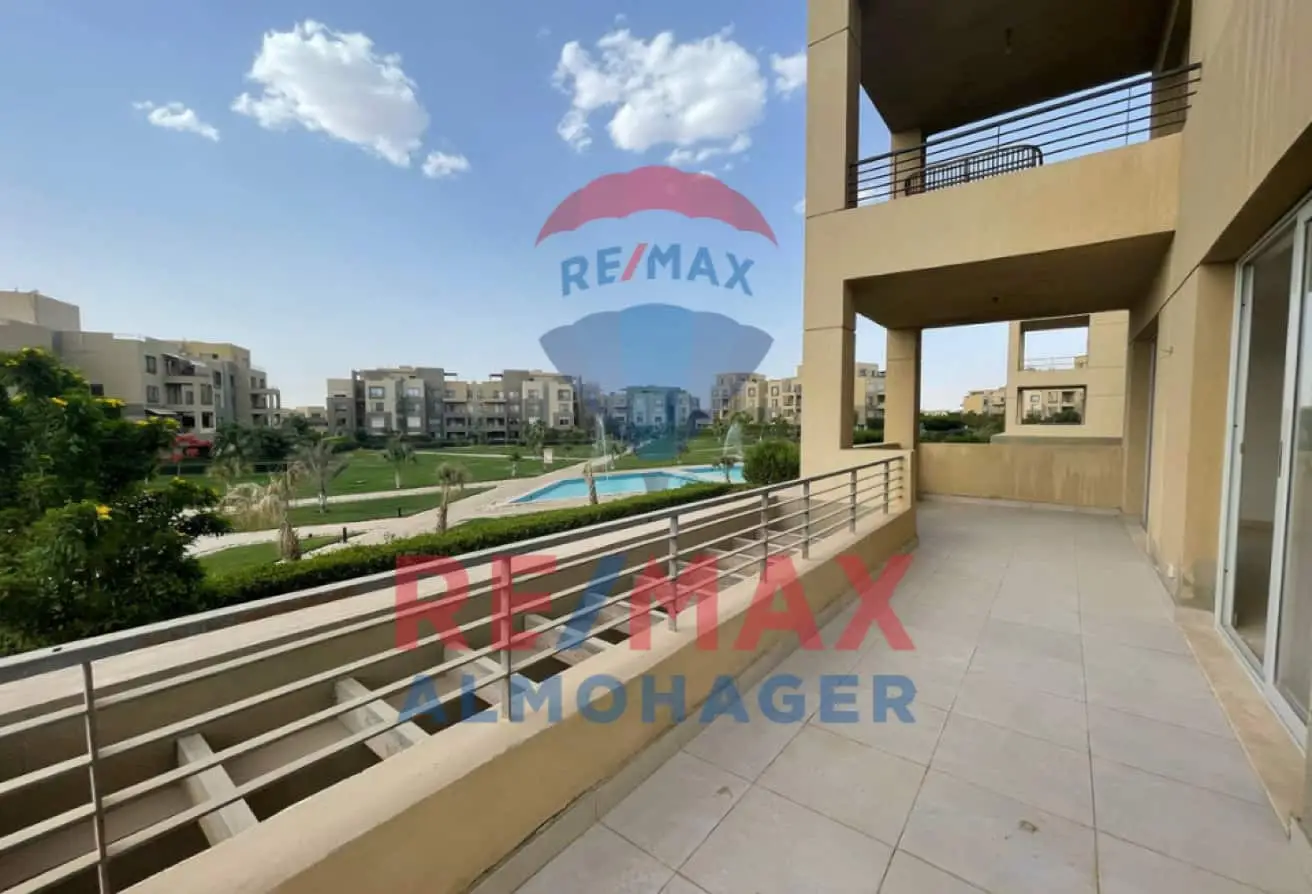Golden Opportunity! Type C Apartment Overlooking the Pool in Palm Parks