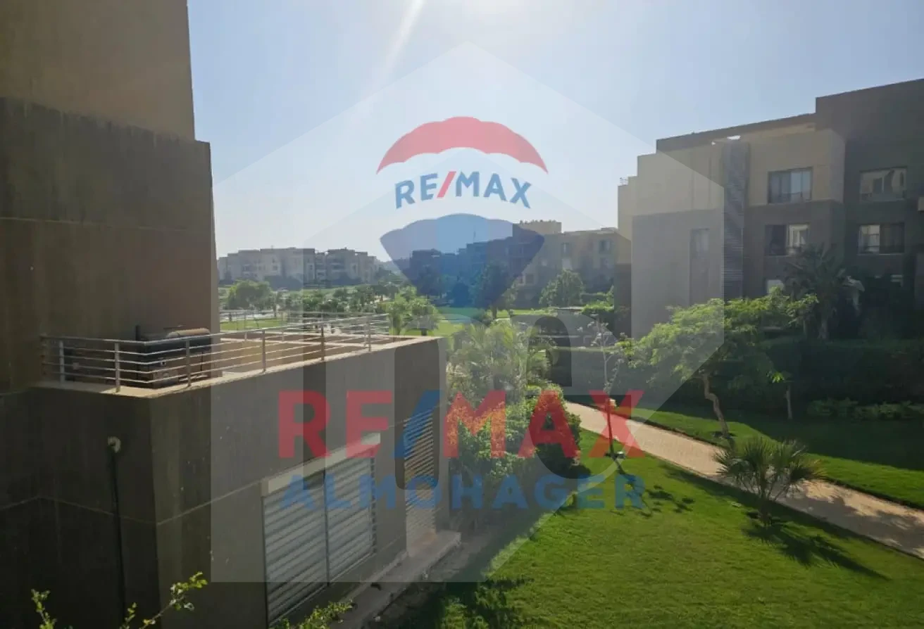 للبيع شقة بإطلالة لاند سكيب مفتوحة - بالم باركس، الشيخ زايد - النوع C