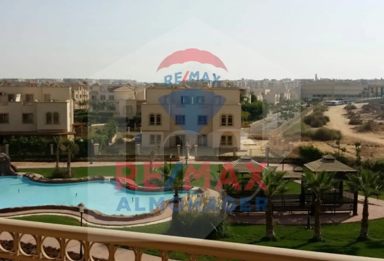 For Sale: Apartment in Zayed 2000 Compound - Sheikh Zayed