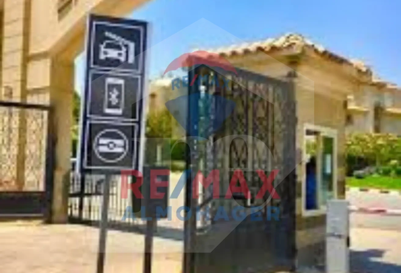 Zayed 2000 Compound Apartment - Sheikh Zayed, Ready for Sale