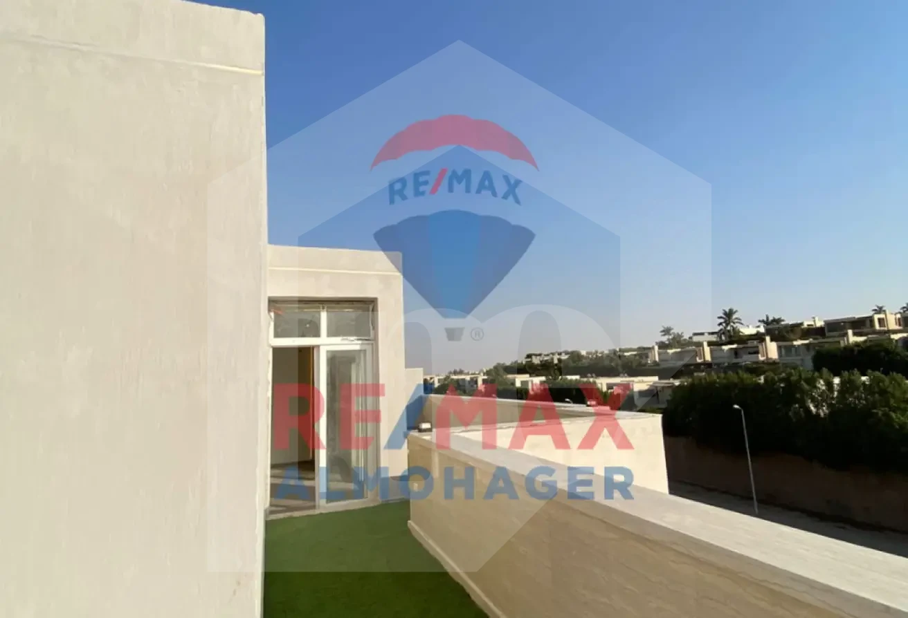 High-End Finished Apartment with Rooftop - Zayed Regency for Sale