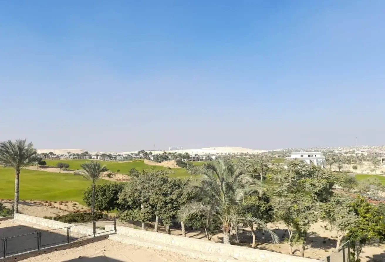 فرصة مميزة لشراء تاون هاوس في إيفوري هيل – موقع استراتيجي