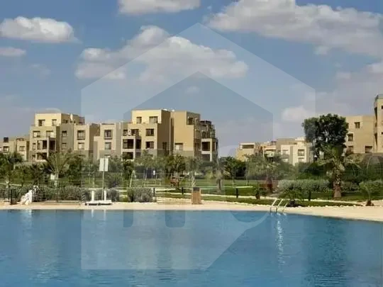 للبيع شقة متشطبة بالكامل في بالم باركس – الدور الأول