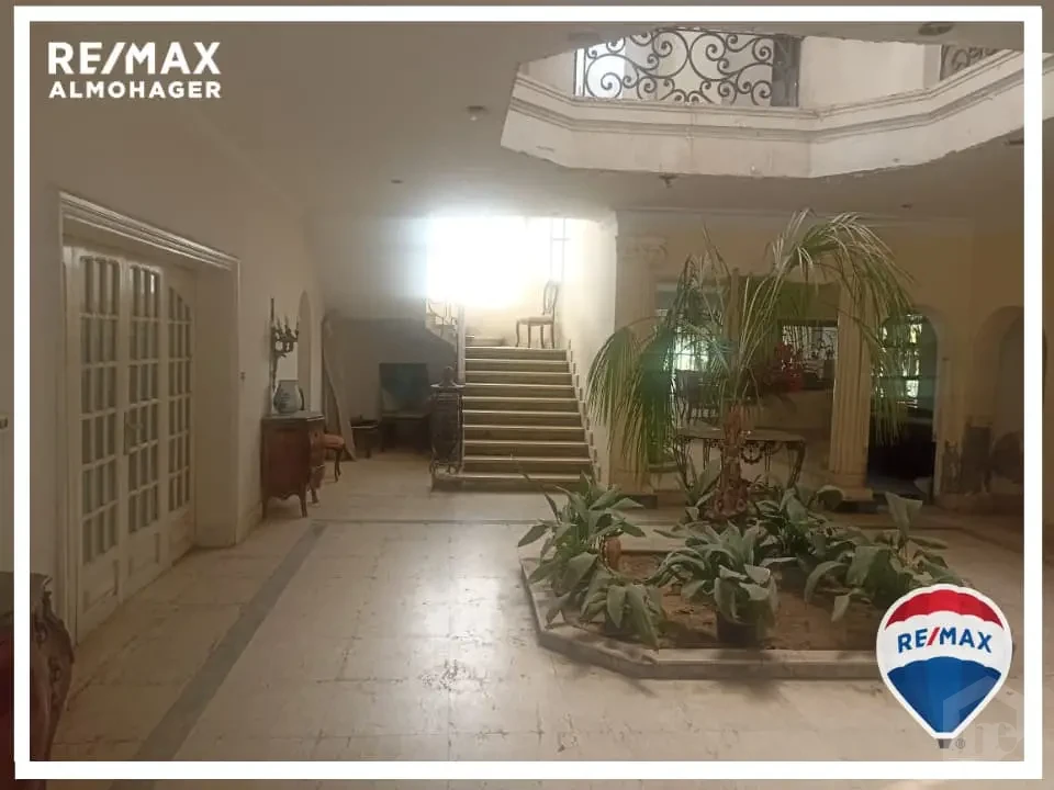 كل ما عليك إحضار حقائبك – فيلا مذهلة مشطبة بالكامل للبيع في كمبوند جرانا