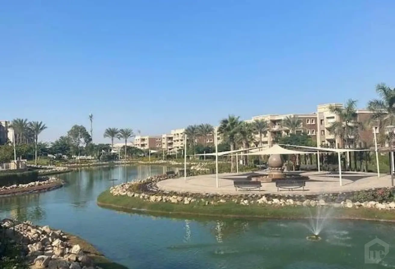 بيت الأحلام في كينجسرانج – دوبلكس بإطلالة تجمع الجولف وعظمة الأهرامات