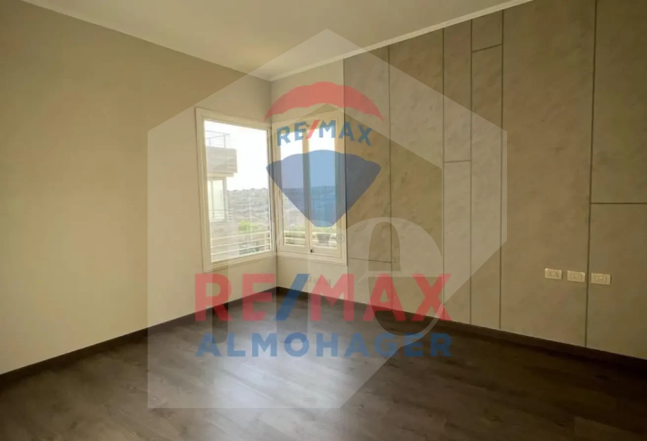 Upper Family House for Sale at The Crown Palm Hills - 6th October, Lagoons Phase